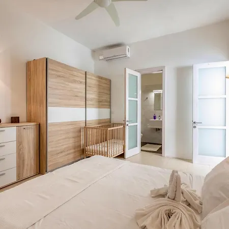 Sunny Side Spacious With Private Pool & Wifi By 360 Estates * Birbuba
